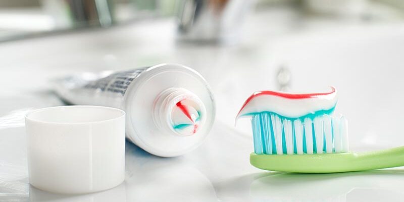 Stiftung Warentest untersucht Zahncremes – warum fallen fünf Produkte durch?